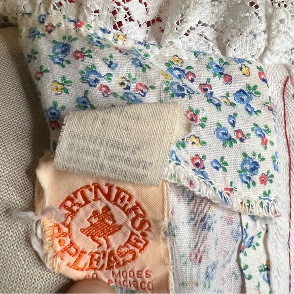 Partners Please Square Dance Dress Vintage Red White Floral Lace Trim sz 8 swing - Picture 6 of 7